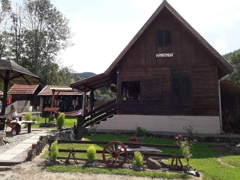 Apartment Sarganska Osmica Mokra Gora Esterno foto